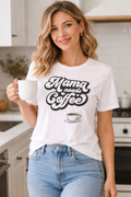 Mama Needs Coffee – Premium Majica za Mame ☕